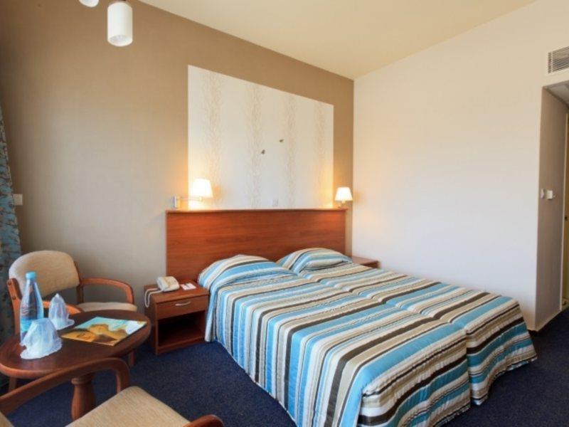 Sentido Kouzalis Beach Hotel Protaras Exterior foto